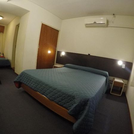 קורדובה Hotel Riviera מראה חיצוני תמונה