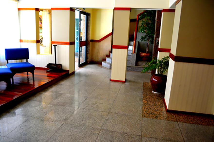קורדובה Hotel Riviera מראה חיצוני תמונה